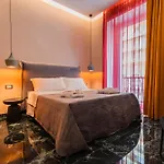 Lucignoloroom Stazione 4*