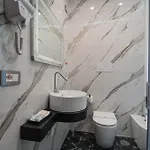 Lucignoloroom Stazione 4*