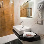 Lucignoloroom Stazione 4*