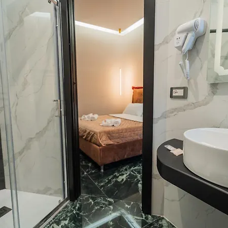 Lucignoloroom Stazione 4* Nápoles