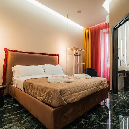 Lucignoloroom Stazione 招待所 那不勒斯