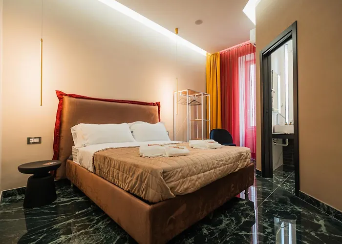 Lucignoloroom Stazione 4*